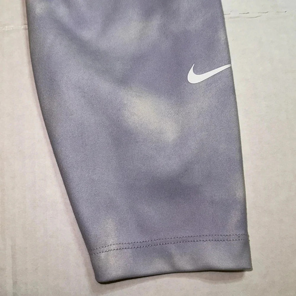 Nike Icon Clash Cropped Leggings Workout Training Light Thistle Purple - Picture 3 of 7